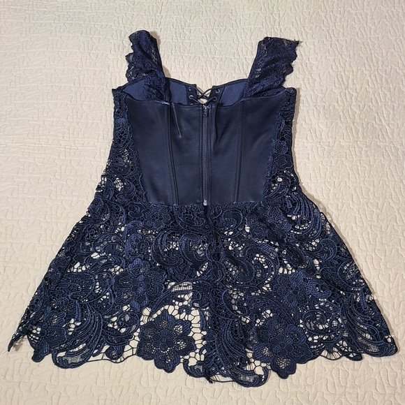 Dreamgirl faux leather venice lace corset size 34 - Picture 5 of 13